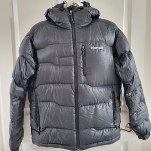 Marmot 800 fill down coat jacket puffer. Size M